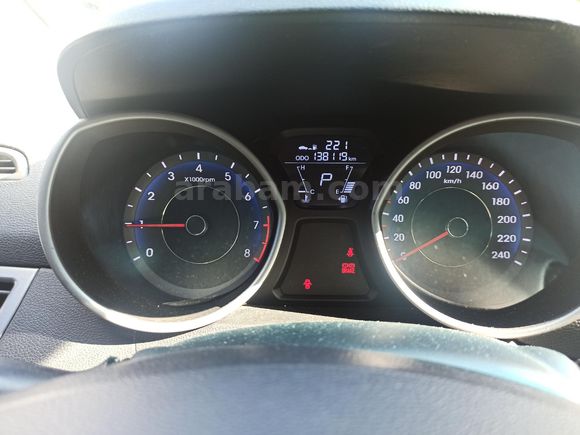 Sahibinden Hyundai Elantra 1.6 D-CVVT Mode 2011 Model