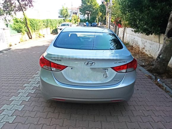 Sahibinden Hyundai Elantra 1.6 D-CVVT Mode 2011 Model