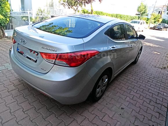 Sahibinden Hyundai Elantra 1.6 D-CVVT Mode 2011 Model