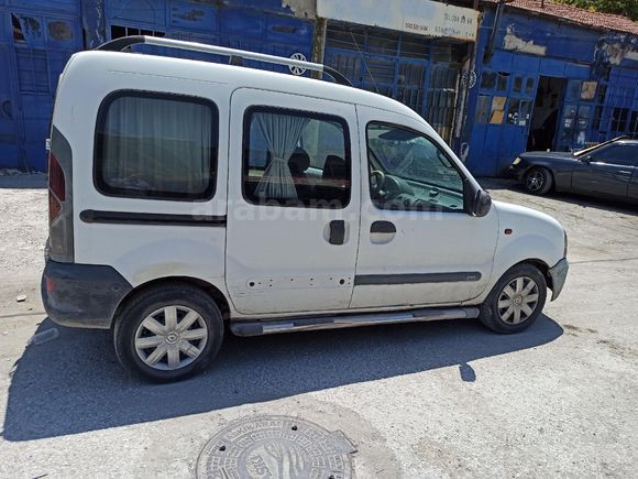 Sahibinden Renault Kangoo 1.9 D RN 2000 Model