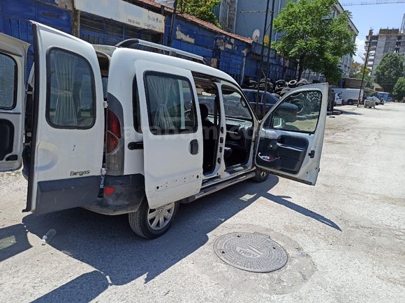 Sahibinden Renault Kangoo 1.9 D RN 2000 Model