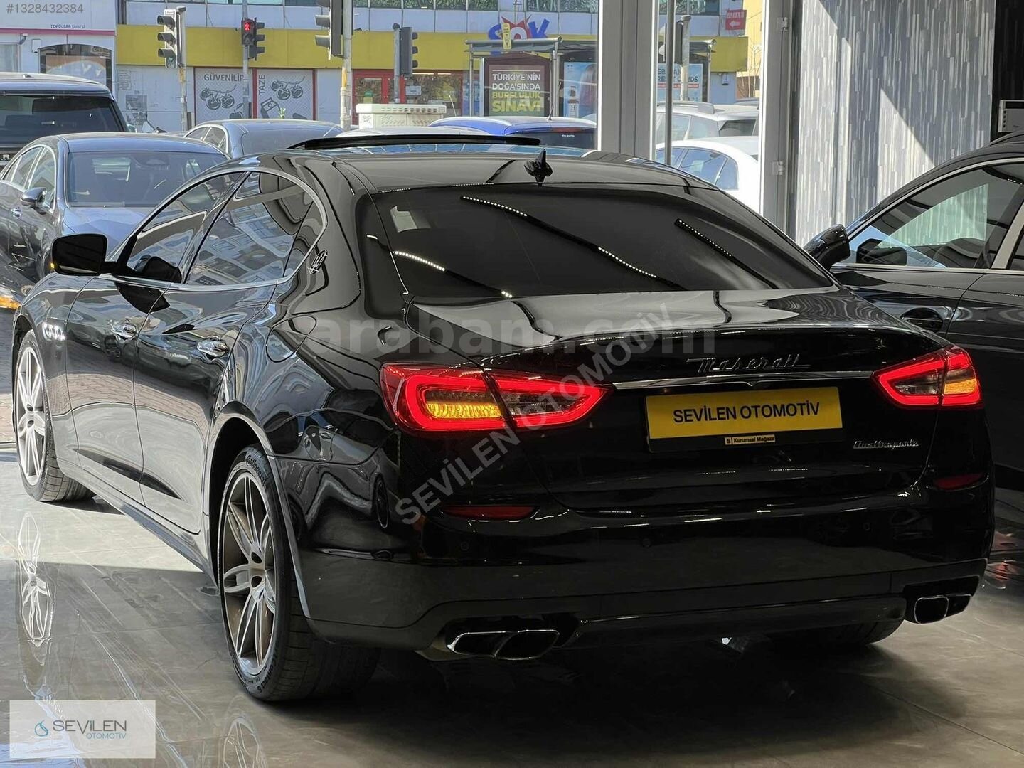 Galeriden Maserati Quattroporte 3.8 Trofeo 2013 Model İstanbul 177.500 km Siyah 3