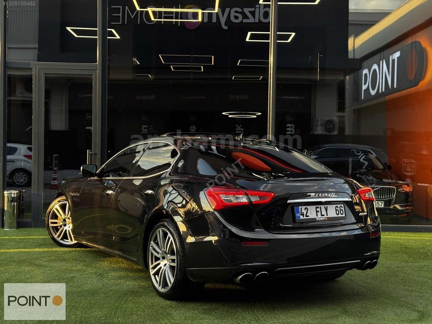 Galeriden Maserati Ghibli 3.0 2014 Model Konya 136.000 km Siyah 7