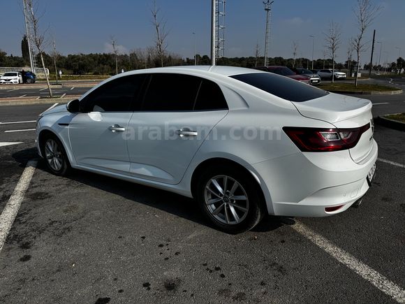 Sahibinden Renault Megane 1.5 Blue DCI Touch 2020 Model 