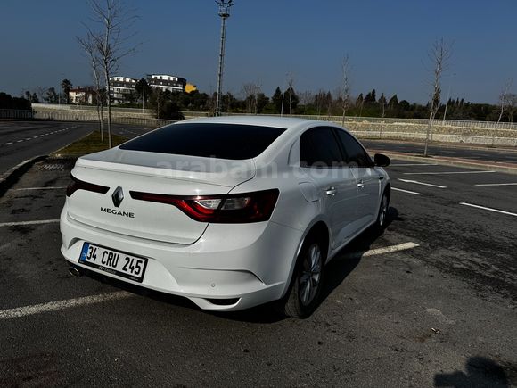 Sahibinden Renault Megane 1.5 Blue DCI Touch 2020 Model 