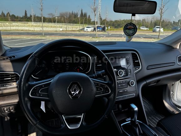 Sahibinden Renault Megane 1.5 Blue DCI Touch 2020 Model 