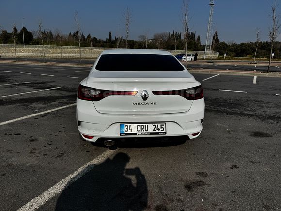 Sahibinden Renault Megane 1.5 Blue DCI Touch 2020 Model 