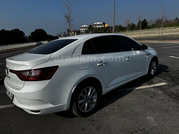 Sahibinden Renault Megane 1.5 Blue DCI Touch 2020 Model 