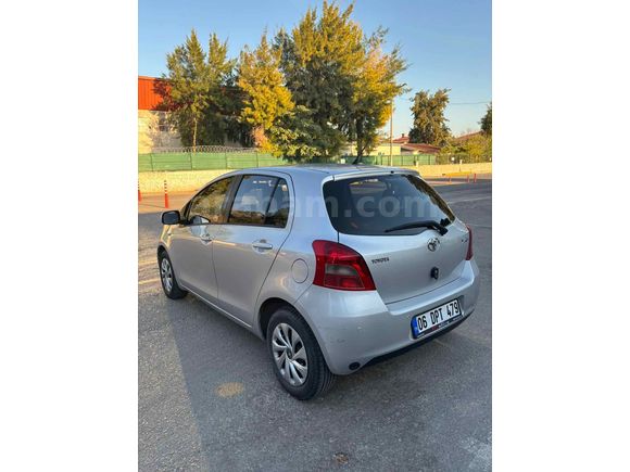 Düşük Kilometre  Memurdan Yaris