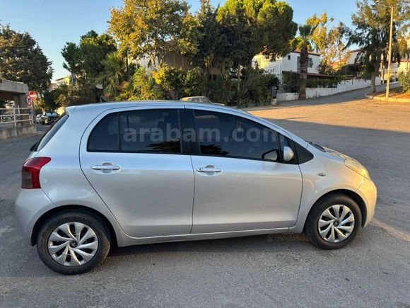 Düşük Kilometre  Memurdan Yaris