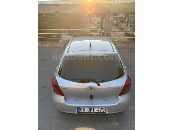 Düşük Kilometre  Memurdan Yaris