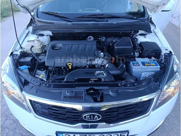 Galeriden Kia Ceed 1.6 CRDi Motion 2011 Model Aksaray