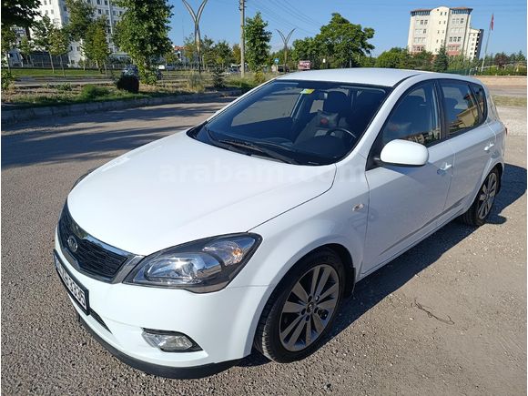 Galeriden Kia Ceed 1.6 CRDi Motion 2011 Model Aksaray