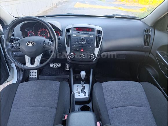 Galeriden Kia Ceed 1.6 CRDi Motion 2011 Model Aksaray