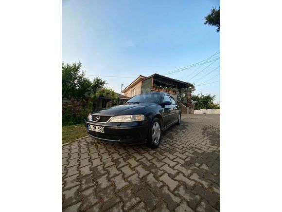 Sahibinden Opel Vectra 2.0 CDX 2000 Model 