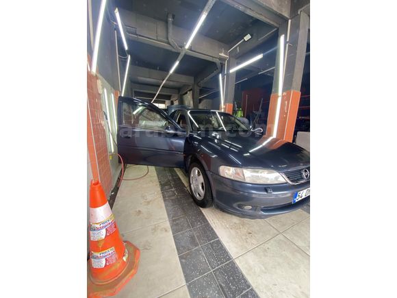 Sahibinden Opel Vectra 2.0 CDX 2000 Model 