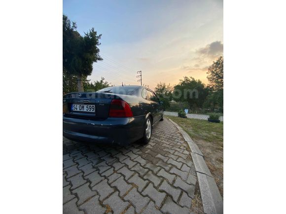 Sahibinden Opel Vectra 2.0 CDX 2000 Model 