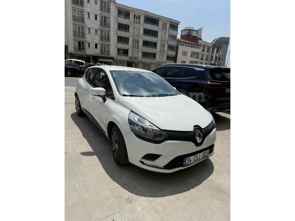 Galeriden Renault Clio 0.9 TCe Joy 2020 Model İstanbul