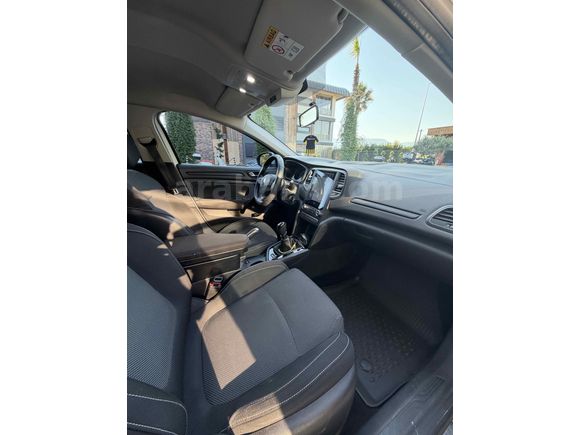 Sahibinden Renault Megane 1.6 Joy 2018 Model 
