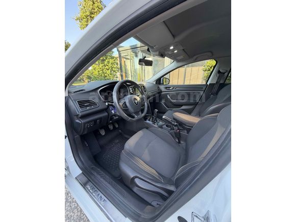 Sahibinden Renault Megane 1.6 Joy 2018 Model 