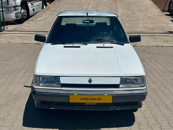 1993 MODEL RENAULT 9 BROADWAY 