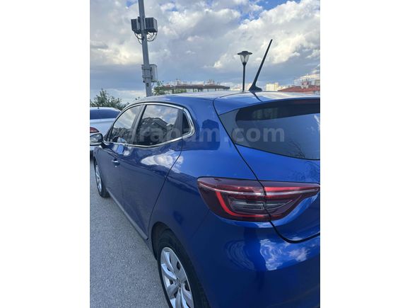Sahibinden Renault Clio 1.0 TCe Joy 2022 Model 