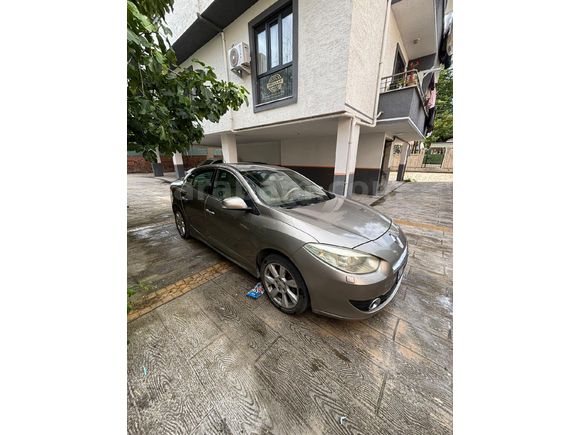 Sahibinden Renault Fluence 1.6 Privilege 2010 Model