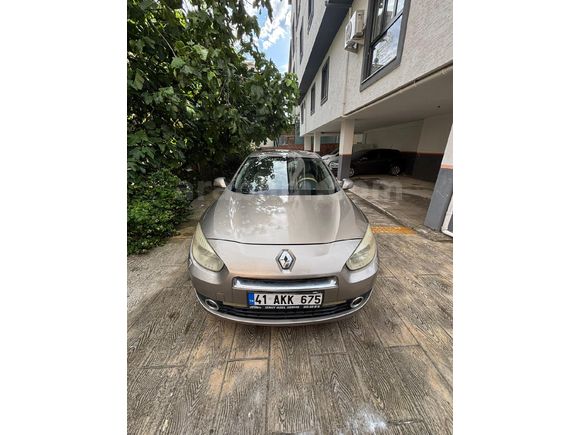 Sahibinden Renault Fluence 1.6 Privilege 2010 Model