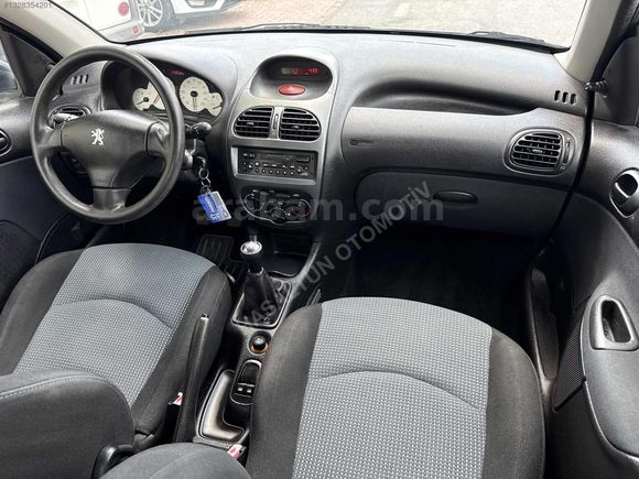 2004 MODEL PEJO 206 1.4 X LİNE TR DEK 53 BİN KMDE KLİMALI
