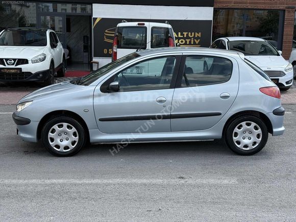 2004 MODEL PEJO 206 1.4 X LİNE TR DEK 53 BİN KMDE KLİMALI