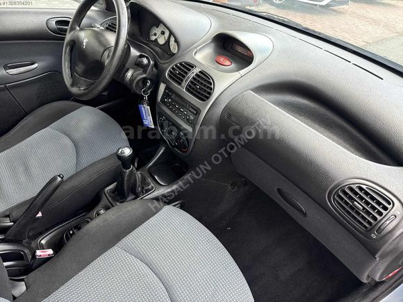 2004 MODEL PEJO 206 1.4 X LİNE TR DEK 53 BİN KMDE KLİMALI