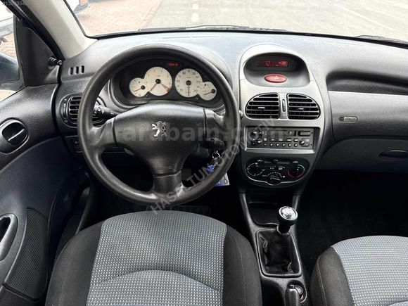 2004 MODEL PEJO 206 1.4 X LİNE TR DEK 53 BİN KMDE KLİMALI