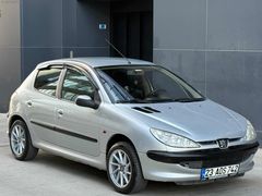 EMSALSİZ-2004-MAKYAJLI-OTOMATİK-229.000 KM PEUGEOT 206