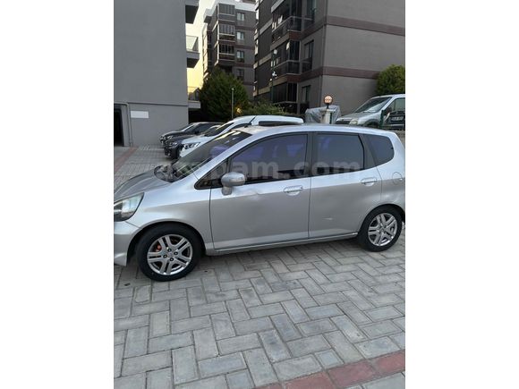 Sahibinden Honda Jazz 1.4 ES 2005 Model 