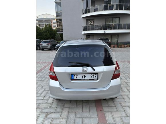 Sahibinden Honda Jazz 1.4 ES 2005 Model 