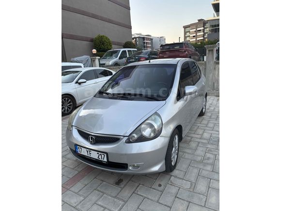 Sahibinden Honda Jazz 1.4 ES 2005 Model 