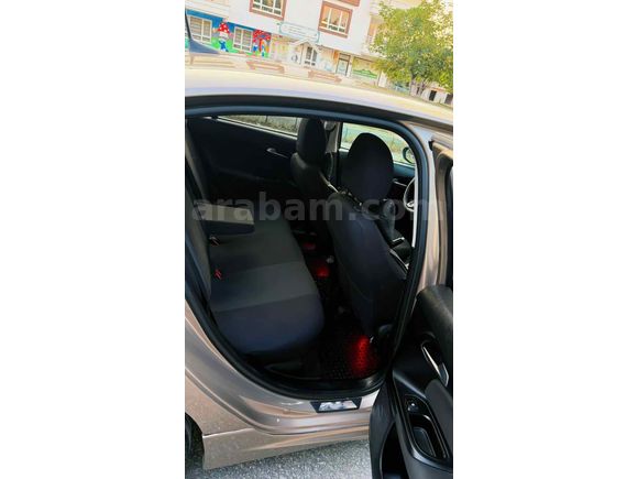 Sahibinden Fiat Egea 1.4 Fire Lounge Plus 2021 Model 