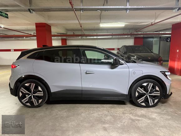 2023 RENAULT MEGANE E-TECH İCONİC EV60 GARANTİLİ