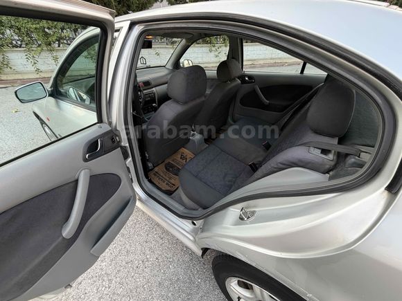 Galeriden Skoda Octavia 1.6 GLX 2000 Model Konya