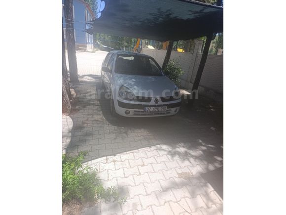 Sahibinden Renault Clio 1.5 dCi Alize 2004 Model  465.000 km Beyaz