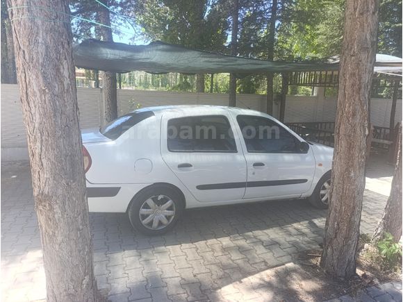 Sahibinden Renault Clio 1.5 dCi Alize 2004 Model  465.000 km Beyaz