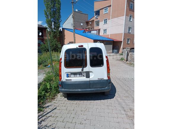 Sahibinden Renault Kangoo 1.9 D 2000 Model 