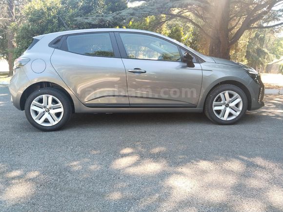 Sahibinden Renault Clio 1.0 TCe Evolution 2026 Model