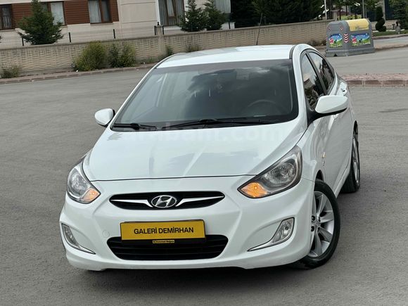 Galeriden Hyundai Accent Blue 1.6 CRDI Mode Plus 2013 Model Konya