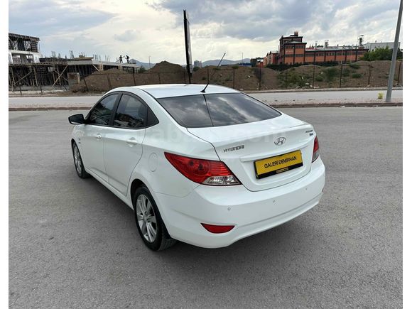 Galeriden Hyundai Accent Blue 1.6 CRDI Mode Plus 2013 Model Konya