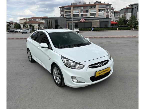 Galeriden Hyundai Accent Blue 1.6 CRDI Mode Plus 2013 Model Konya