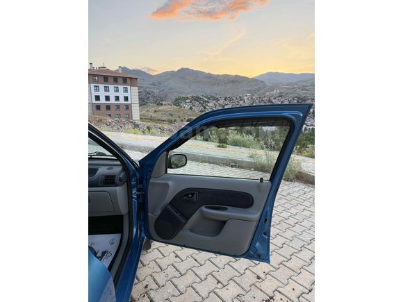Sahibinden Renault Clio 1.5 dCi Expression 2002 Model 