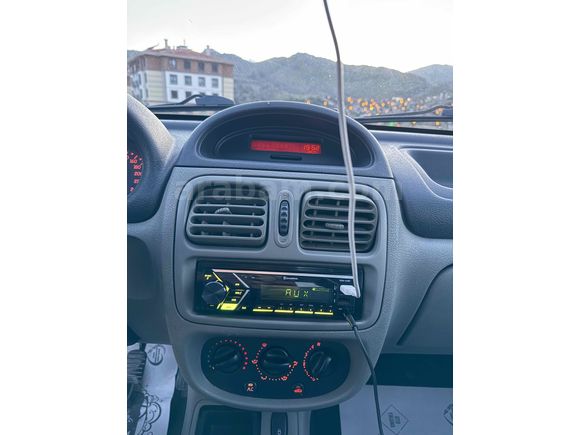 Sahibinden Renault Clio 1.5 dCi Expression 2002 Model 