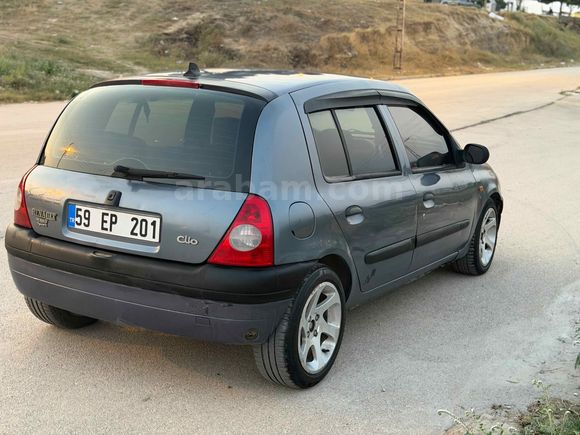 Sahibinden Renault Clio 1.4 RN 2001 Model 
