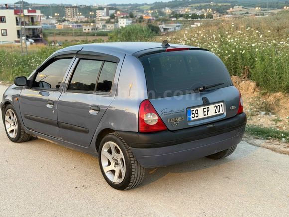 Sahibinden Renault Clio 1.4 RN 2001 Model 